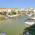 Holiday home 3 Bedroom Cozy In Aigues-Mortes