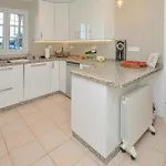 3 Bedroom Cozy Home In Aigues-Mortes Ferienhaus
