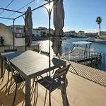 3 Bedroom Cozy Home In Aigues-Mortes
